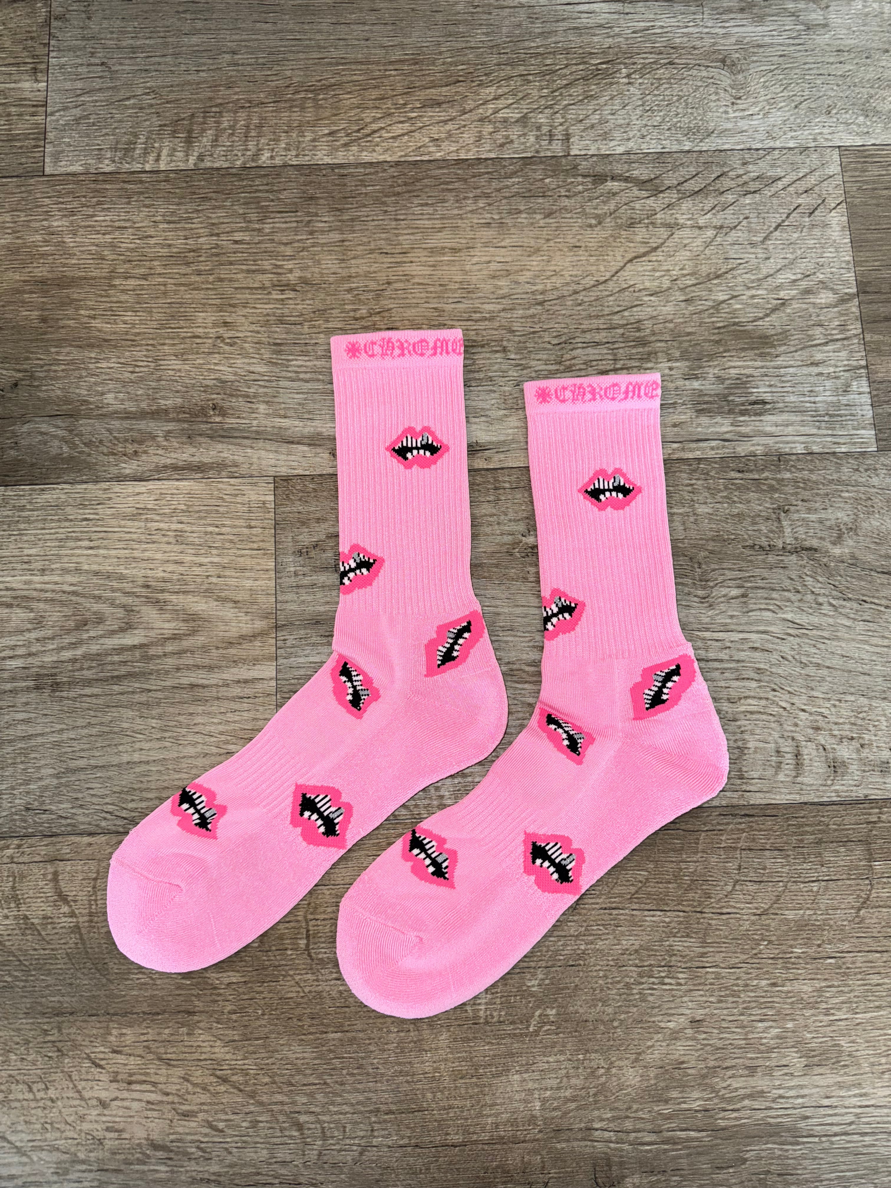 PINK MATTY BOY CHROME HEARTS LIPS SOCKS