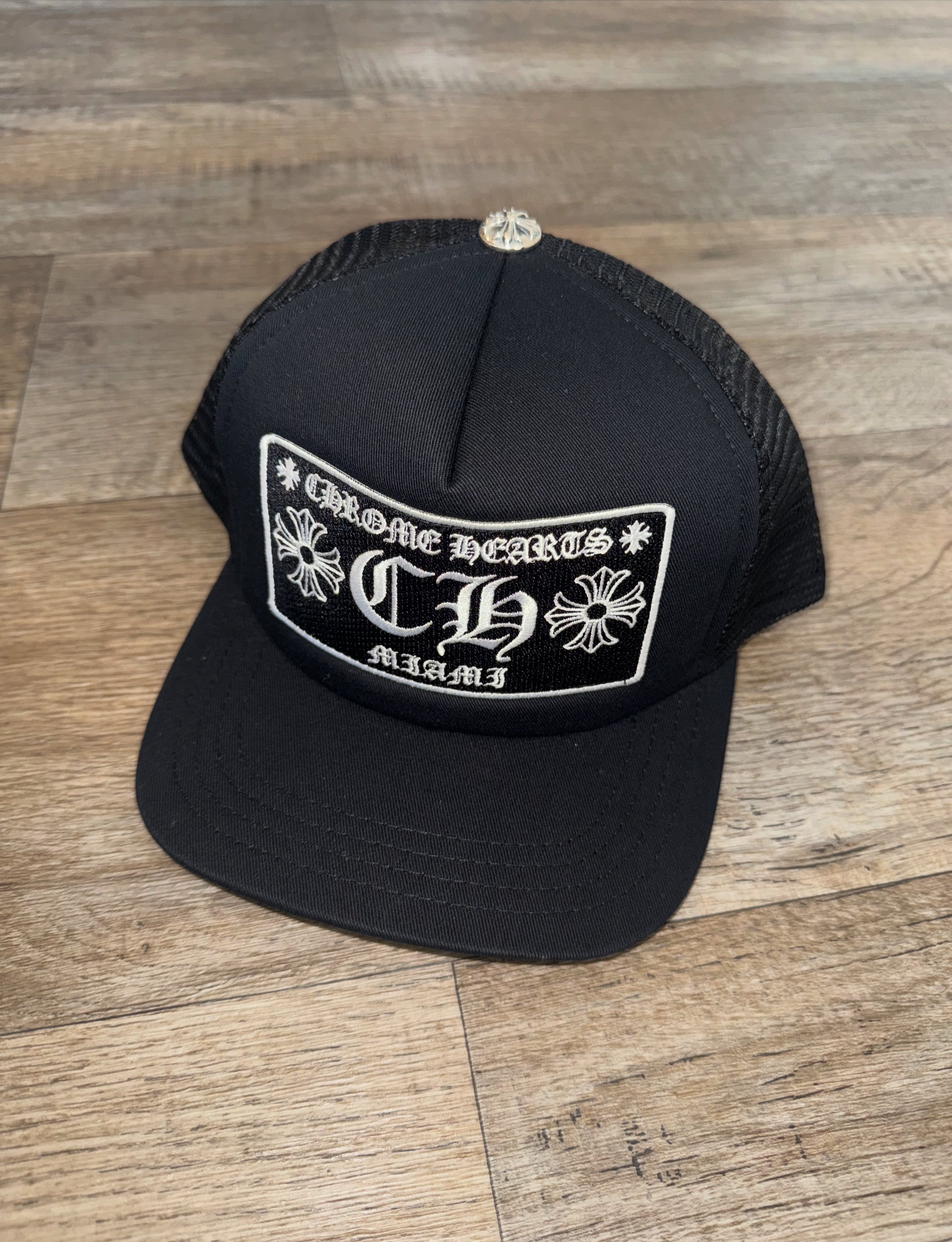 CHROME HEARTS MIAMI LOGO HAT