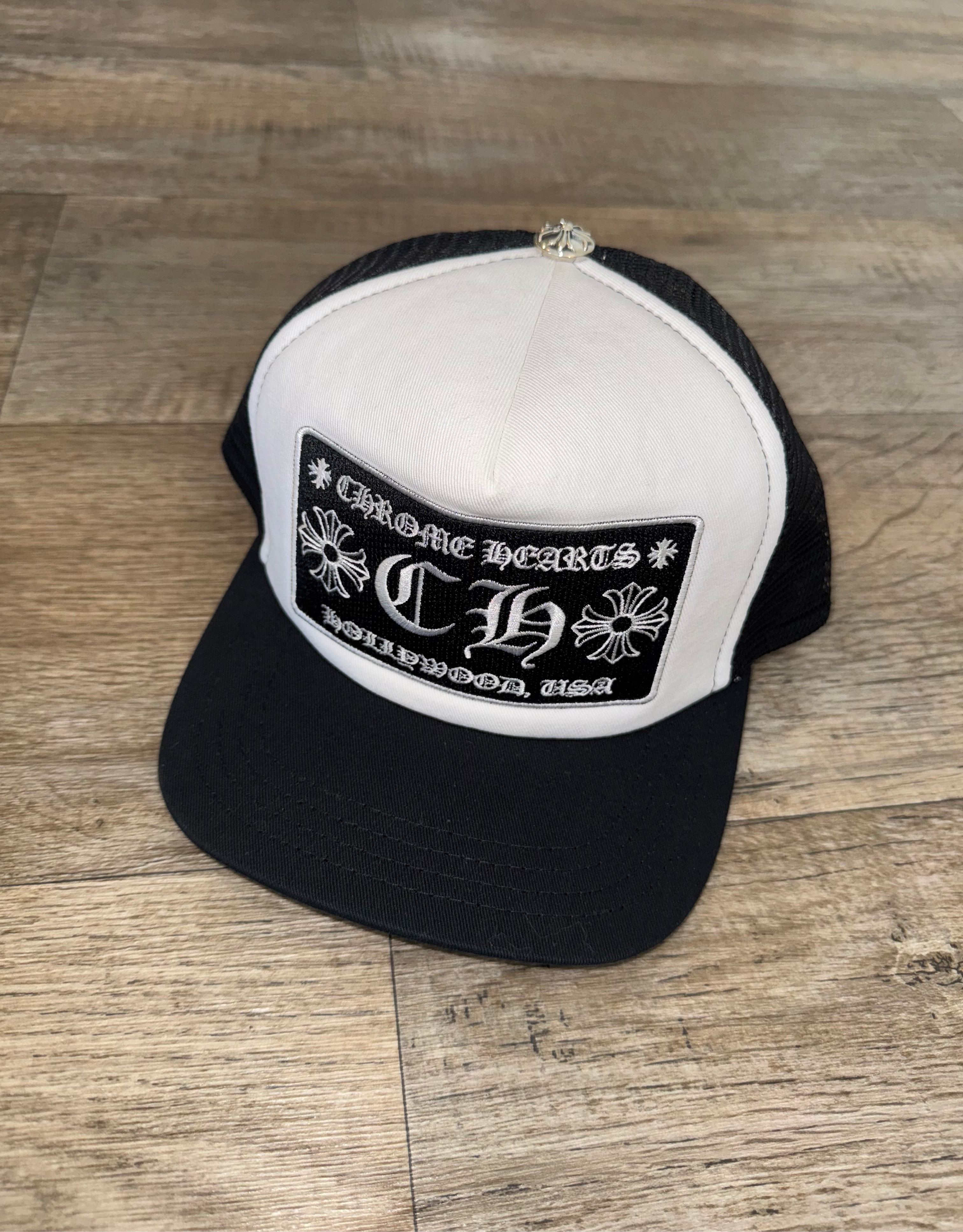 CHROME HEARTS “HOLLYWOOD” LOGO HAT